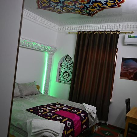 Khiva Tosh Darvoza & Trip Service Extérieur photo